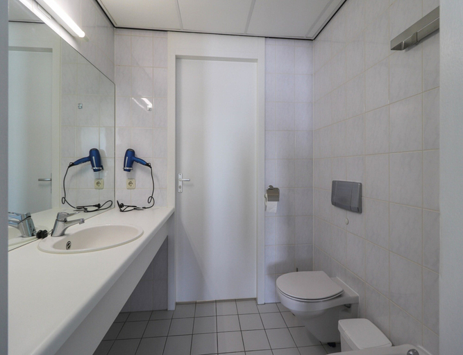 Bathroom 3, Sun-facing Apartment With Ijsselmeer Views, Wûnseradiel