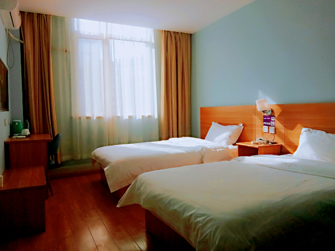 Bedroom 2, Kelinning Hotel (Qingdao Golden Beach Undersea Tunnel Store), Qingdao