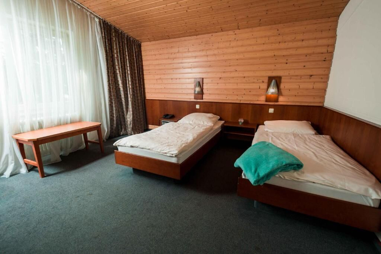 Bedroom 5, Zur Rennbahn, Harburg