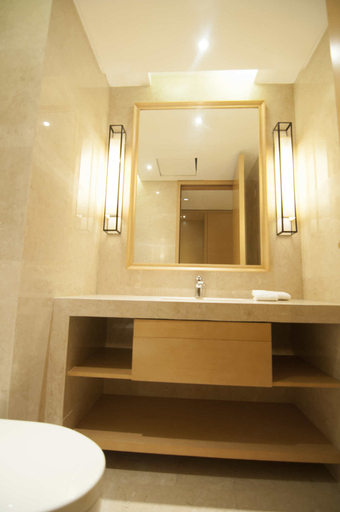 Bathroom 2, Songzi International Hotel, Jingzhou