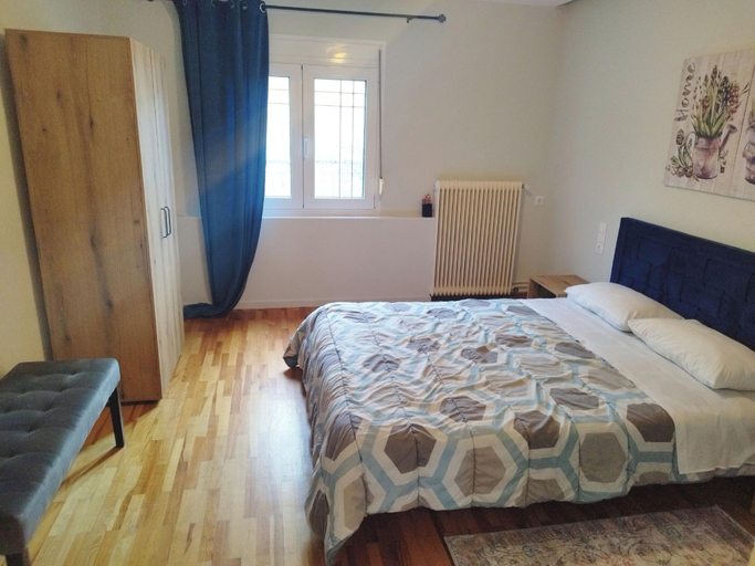 Bedroom 4, Kastraki House with a view, Thessaly