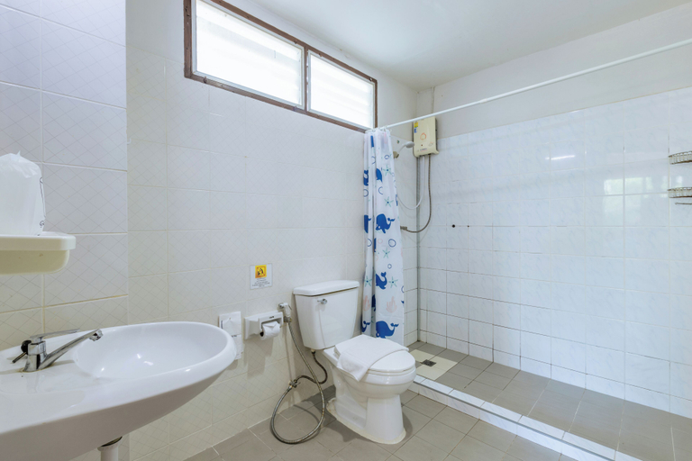 Bathroom 4, Huahin Star Hotel, Hua Hin