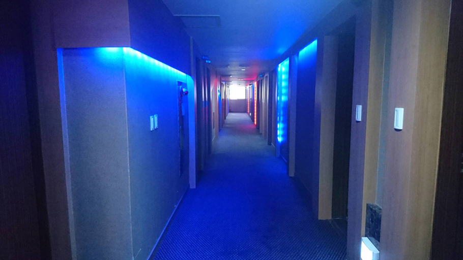 Others 2, Busan Janglim Blue Moon Hotel, Saha