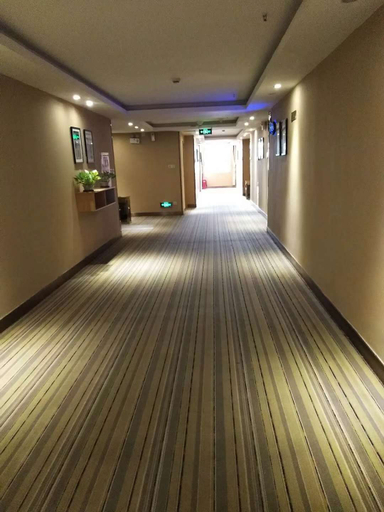 Others 5, Jiaying Business Hotel, Dongguan