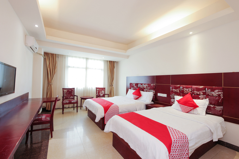 Bedroom, Dongfang Guanda Business Hotel, Hainan