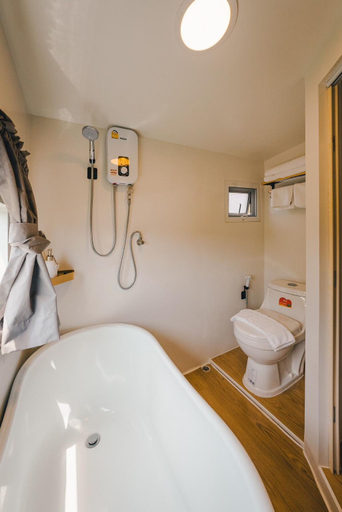 Bathroom, SOL Glamping at Khao yai, Pak Chong