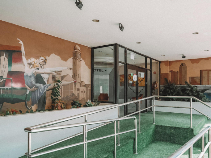 Sport & Beauty 5, Amrise Hotel Geylang, 11Hrs, Stay from 10PM to 9AM, Singapore
