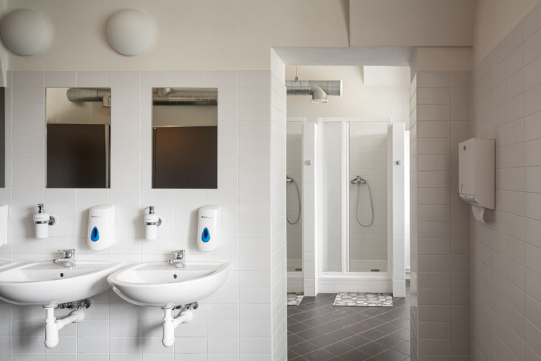 Bathroom, Dům Hostů Klášter Broumov, Náchod
