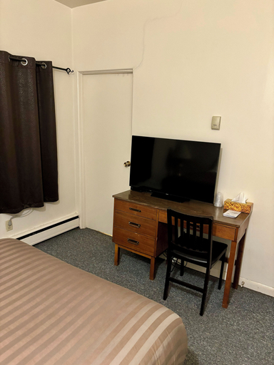 Bedroom 2, アウトルック モーター ホテル, Division No. 11