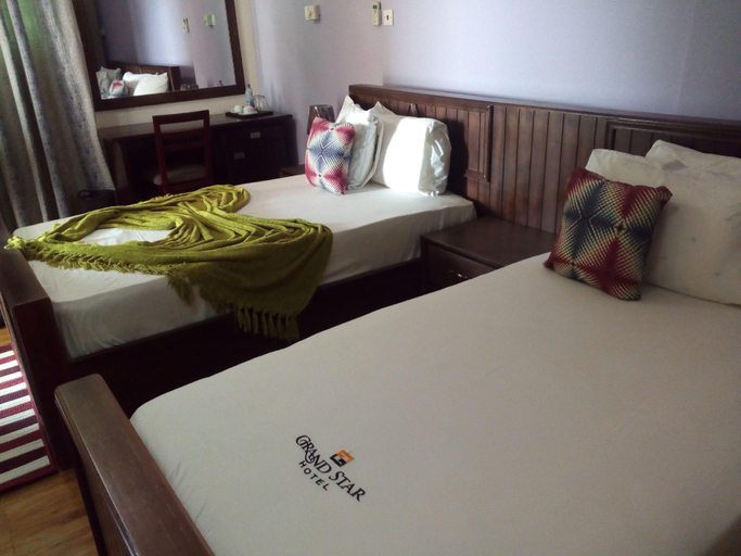Bedroom 3, Grand Star Hotel, Ga East