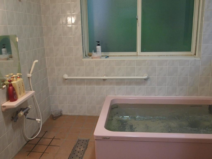 Bathroom 2, Oshi Ryokan, Nagano