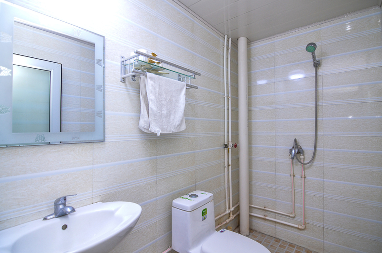Bathroom, Hengtong Hotel, Luoyang
