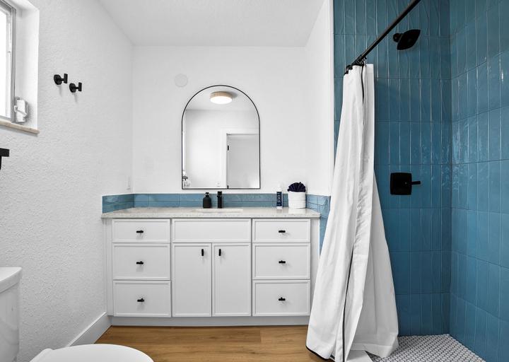 Bathroom 4, SeaSpray Resort, Sarasota