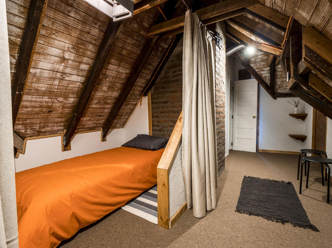 Bedroom 2, Casa Vigas, Ex-Rustika Hotel, Valparaíso