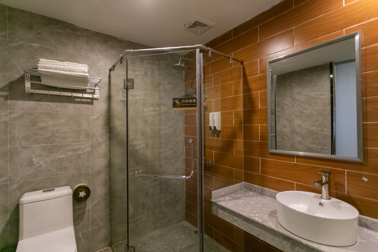 Bathroom 3, New SuHao hotel(Shenzhen Science and Technology Park Nanshan Subway Station), Shenzhen