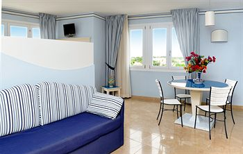 Guestroom 2, Cala La Luna Resort, Trapani