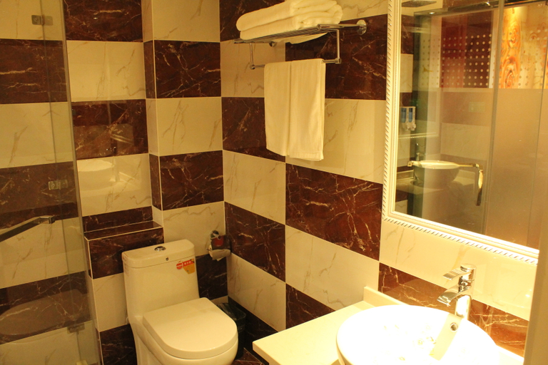 Bathroom 3, Zsmart Hotel (Huangshan Tunxi Old Street Branch 2), Huangshan