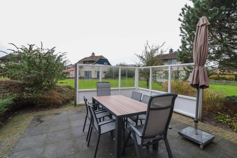 Balcony, Detached Dune Villa With Hot-tub, Wûnseradiel
