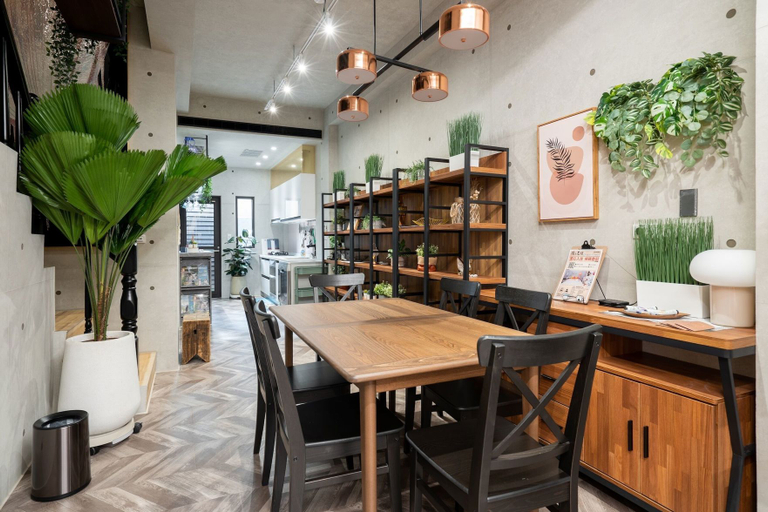 Food & Drinks 4, SmartStay, Nantou