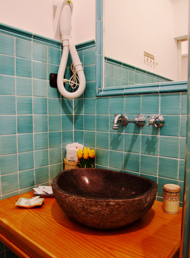 Bathroom 5, B&B L'Una di Notte, Salerno