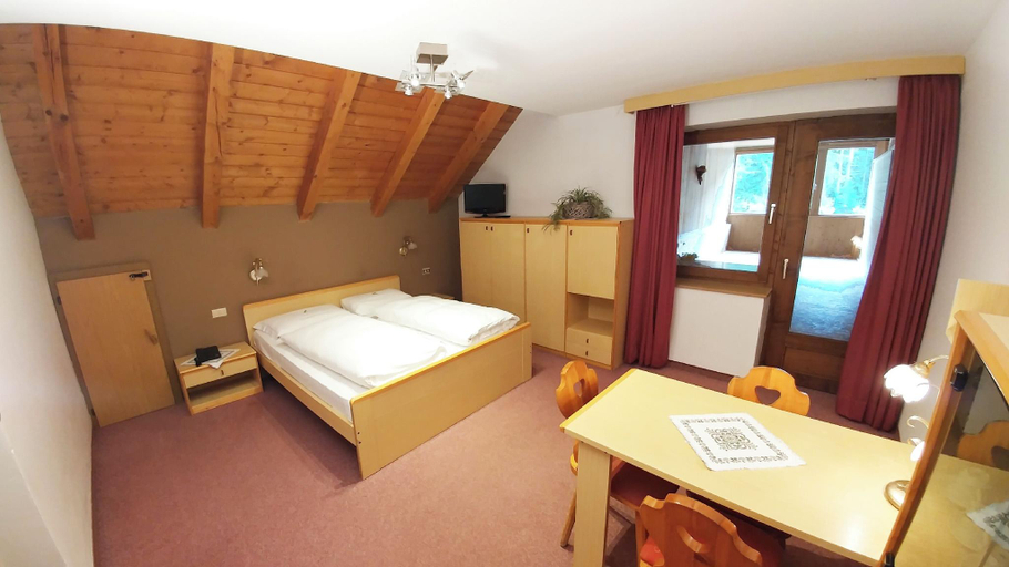 Bedroom 2, Camping Sass Dlacia, Bolzano