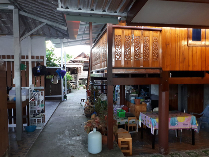 Food & Drinks, Bansuwan Homestay, Amphawa