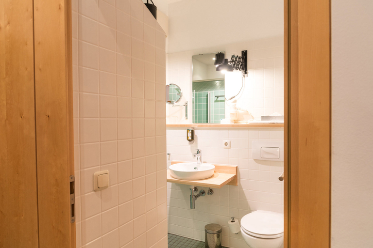 Bathroom, Das Schandl, Landshut