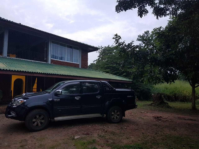 Exterior & Views 5, Border, Palugaswewa