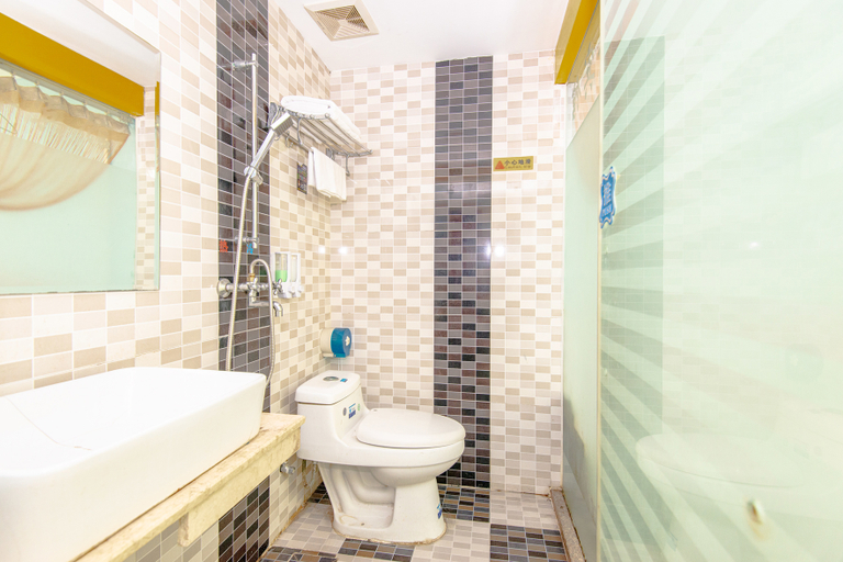 Bathroom 3, Shenzhen Xintianhong Hotel (Dongmen Old Street), Shenzhen