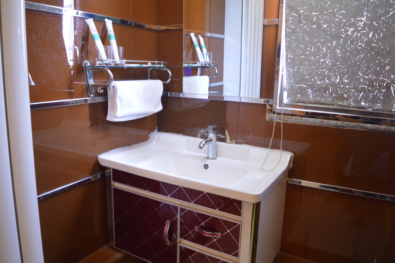 Bathroom 3, Shijiazhuang Jundu Hotel, Shijiazhuang