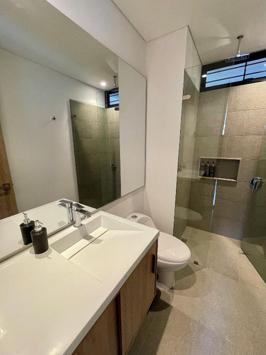 Bathroom 3, Avanzza by Wellcome, Santafé de Bogotá