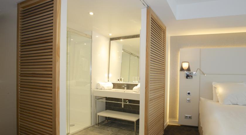 Bathroom 4, Hôtel Mercure Golf Cap d'Agde, Hérault
