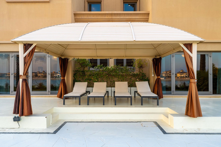 Exterior & Views, Maison Privee - Exclusive Villa w/ Private Pool, Garden and Beach, Dubai