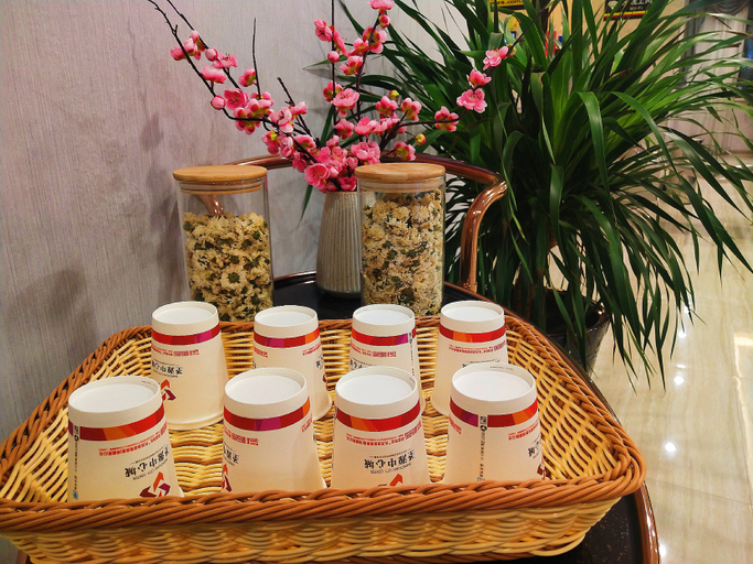 Food & Drinks 2, Super 8 Hotel (Toksun County Shengyuan), Turfan