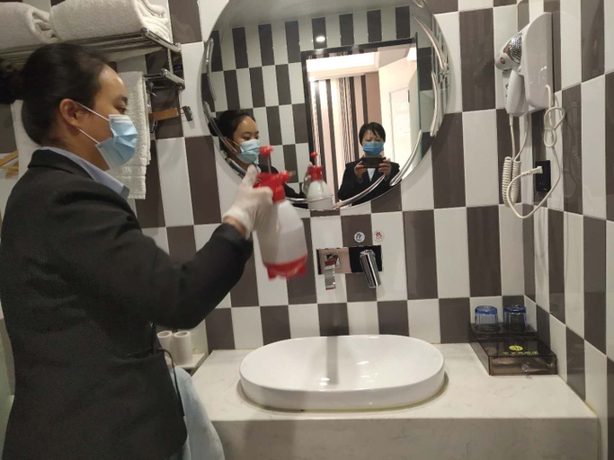 Bathroom, Zijinyuan Qicai Hotel, Kunming