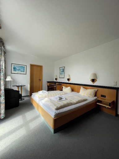 Bedroom 4, Hotel Zur alten Schmiede, Vorpommern-Rügen