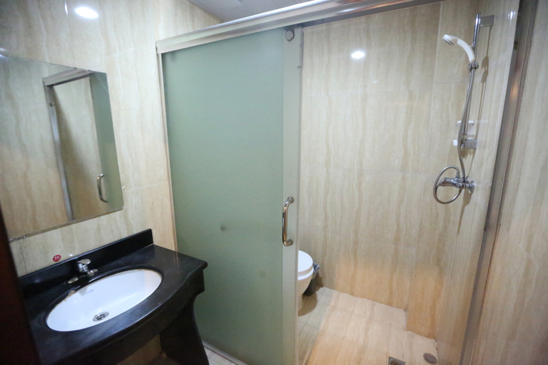 Bathroom 3, LAN Yu Hotel (Caida Shuanggang Subway Station Store), Nanchang