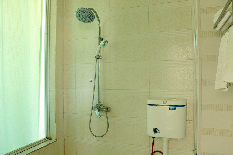 Bathroom 4, Lijiang Maoheng Hotel (Airport Bus Station), Lijiang