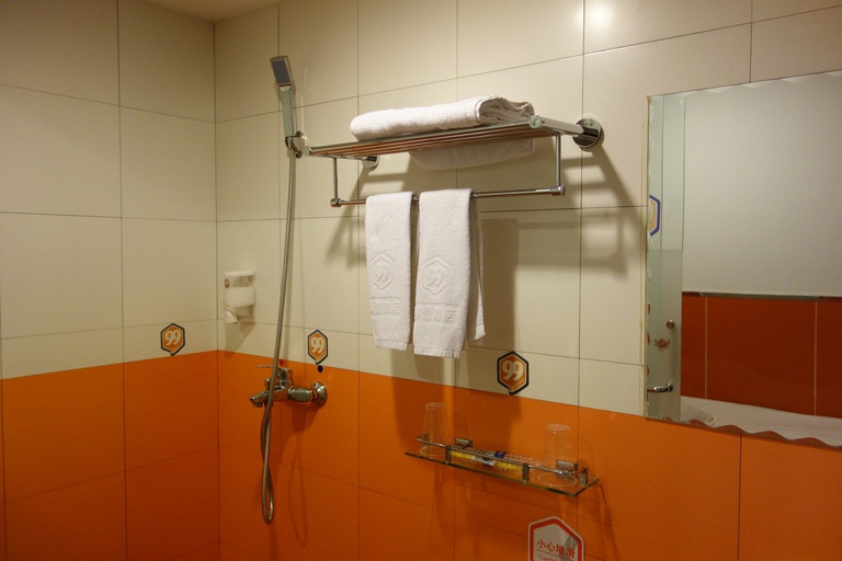 Bathroom 3, 99 Inn (Shanghai Liuying Road), Shanghai