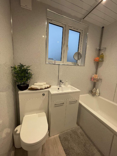 Bathroom, Scottish Stunning Stay With Free Parking, Perthshire and Kinross
