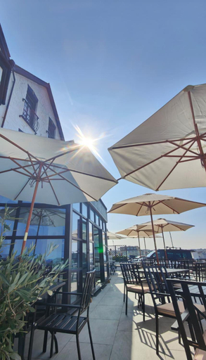Food & Drinks 4, the edgcumbe, Cornwall