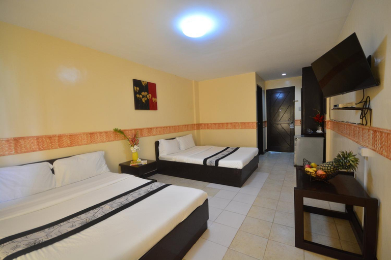 Bedroom 4, Crystal Paradise Resort Winery & Spa, Narra