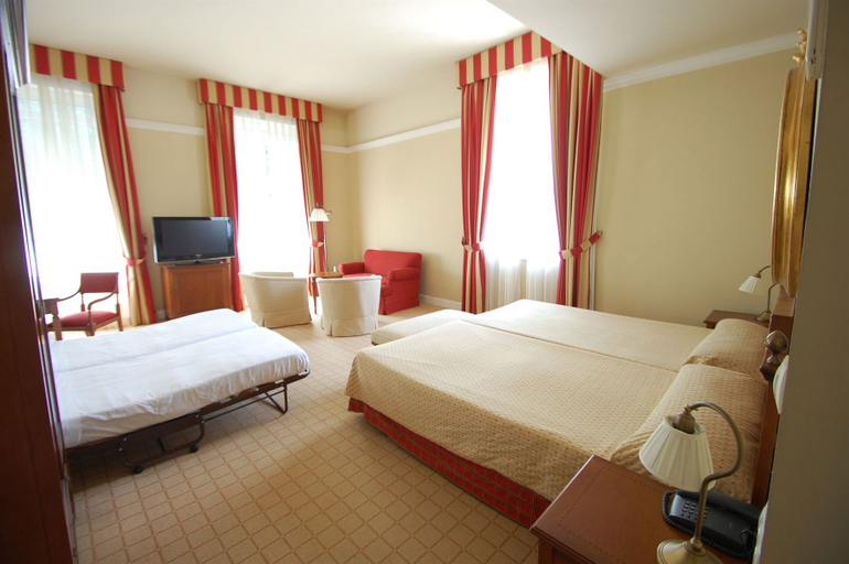 Bedroom 3, Arcea Gran Hotel Pelayo, Asturias
