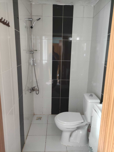 Bathroom 4, Lavinya Pansiyon, Kuşadası