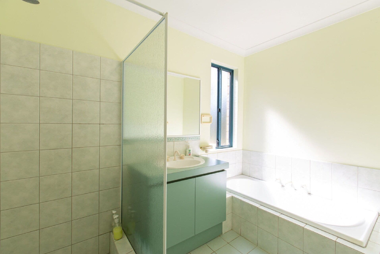 Bathroom 3, Meelup Ridge, Busselton