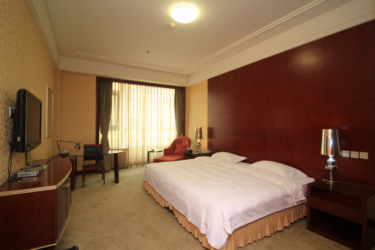 Bedroom 2, Qilu Wangfu Hotel, Yantai
