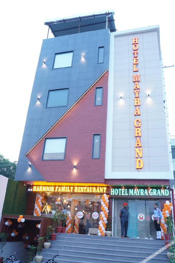 Exterior & Views, Hotel Mayra Grand, Amritsar