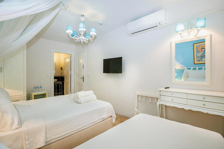 Bedroom 4, Erendira Hotel - Special Class, Çeşme