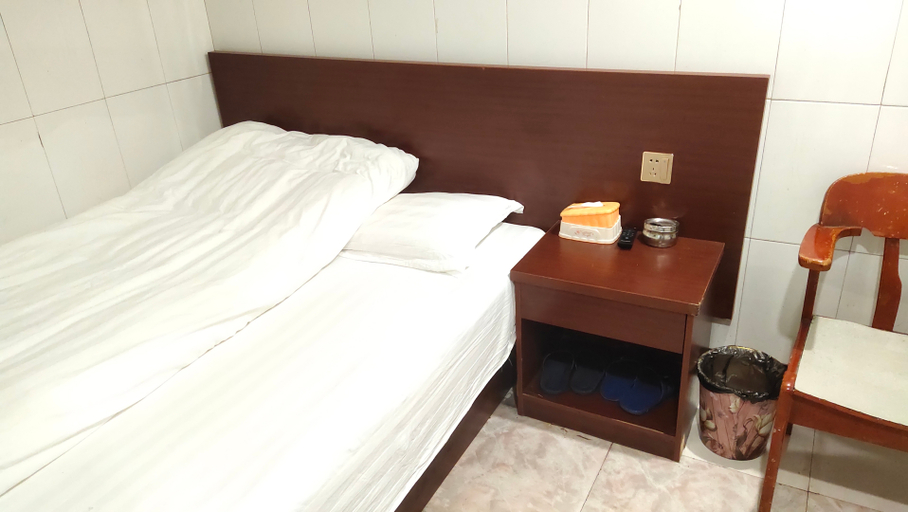 Others 2, Golden Dragon Hotel, Wenzhou
