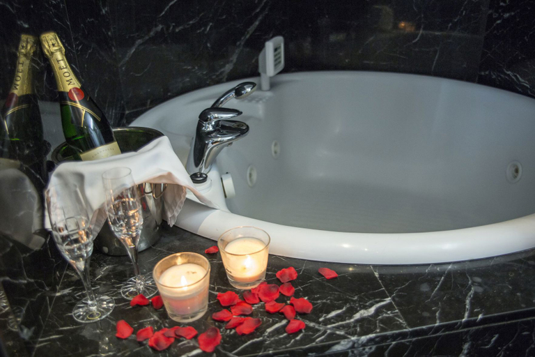 Bathroom 4, Gran Hotel Albacete, Albacete